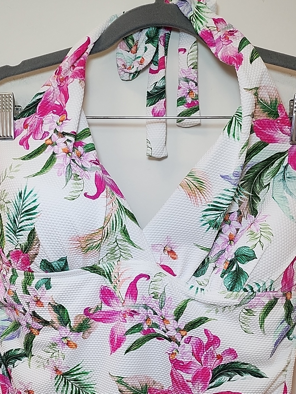 La Blanca halter tankini top v-neckline tropical floral print white/pink Size 12 - Picture 4 of 16